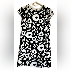 LOFT Geometric Patterned Mini Dress with Pockets | Deep Navy & White | 0…